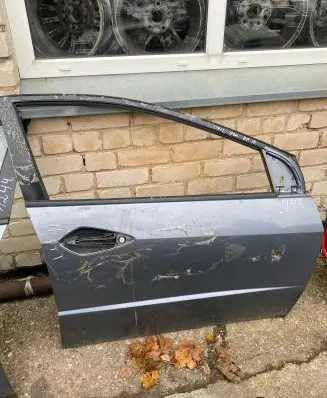 Honda Civic Front door