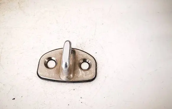 Skoda Roomster (5J) Front door lock loop/hook striker 1Z0837033C