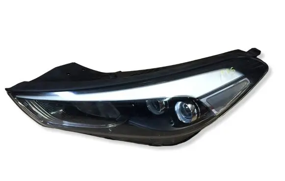 Hyundai Tucson TL Headlight/headlamp L009D202Y8H 92101D7201