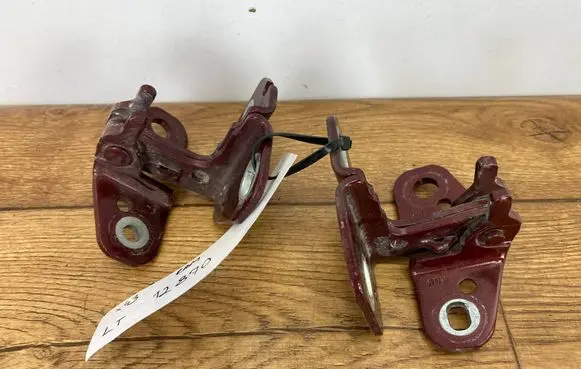 Ram 1500 DT Rear door hinge set ZAWIASLTRAM
