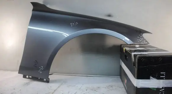 Mercedes-Benz E W213 Fender mounting bracket A2138810001 1225 RE5A11090E
