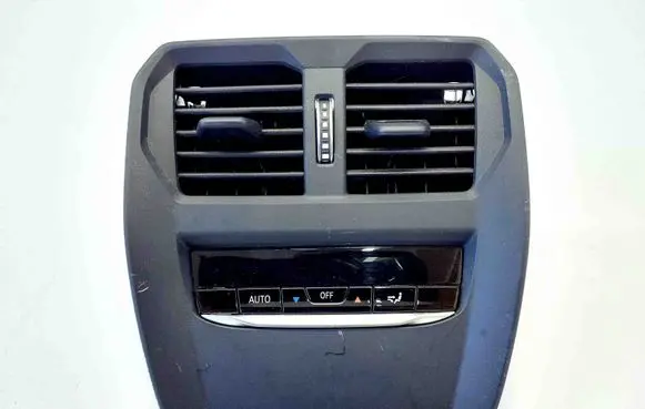 BMW i4 Interior fan control switch 5A3BBF4 6836650