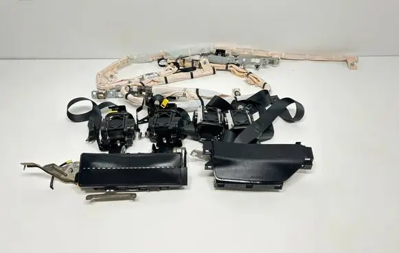 Mazda CX-60 Front seatbelt 1106360
