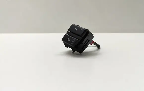 BMW 5 E60 E61 Seat heating switch 9159077 61319159077 915907702