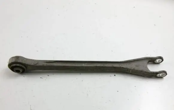 Dodge Magnum Rear upper control arm/wishbone 04743245AB