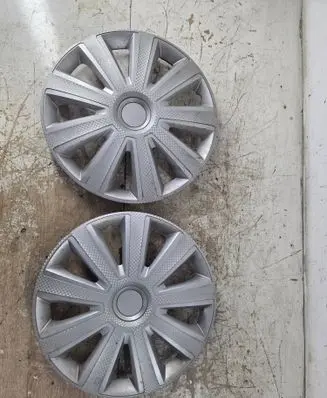 Audi A4 S4 B5 8D R15 wheel hub/cap/trim 