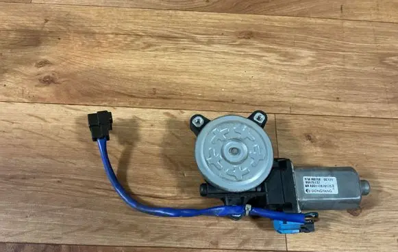 Chevrolet Nubira Rear door window regulator motor 96475132 JKA00112070175