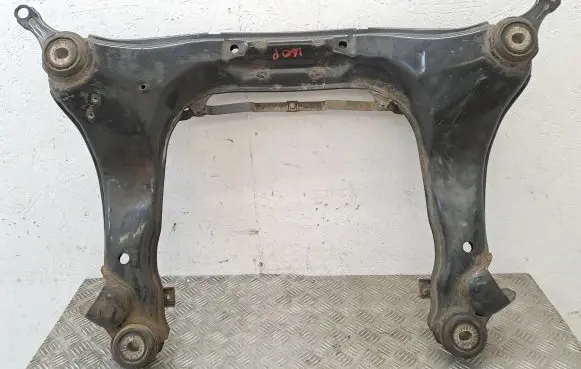 Seat Exeo (3R) Front subframe 8E0399313BD