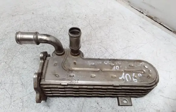 Skoda Octavia Mk2 (1Z) EGR valve cooler 03G131513J 157720104