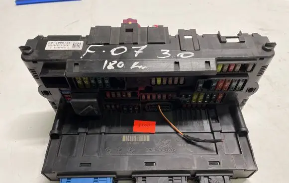 BMW 5 GT F07 Fuse box set 921086101