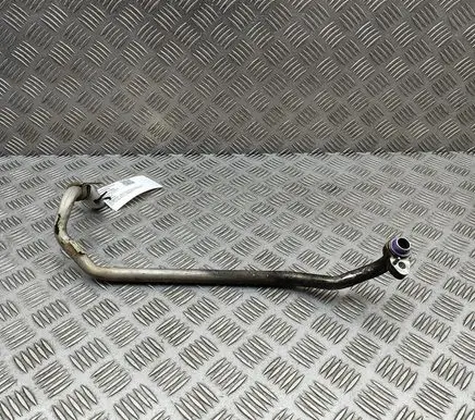 Air conditioning (A/C) pipe/hose