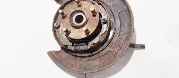 Subaru Outback Rear wheel hub