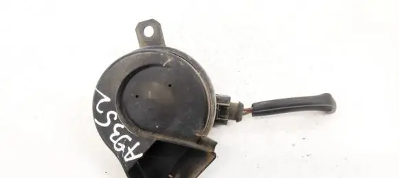 Skoda Fabia Mk1 (6Y) Horn signal E1000233