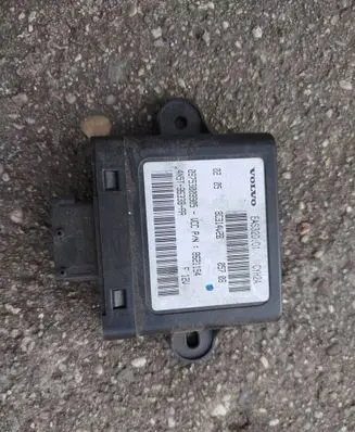 Volvo V50 Comfort/convenience module 4N5T9S338AA EAS32001 09753009905
