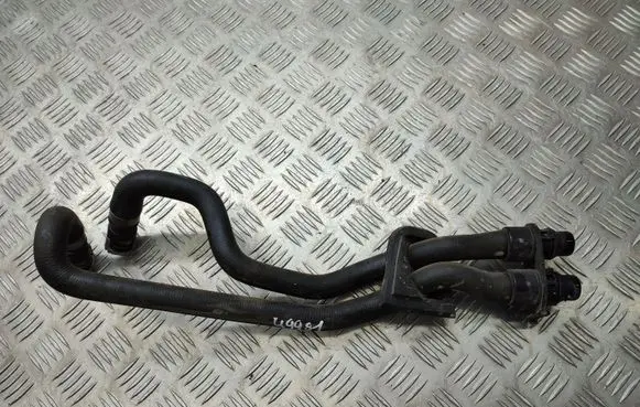 Land Rover Range Rover Evoque L538 Engine coolant pipe/hose