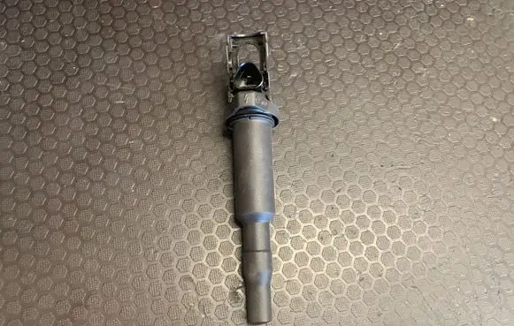 BMW 3 E90 E91 High voltage ignition coil 0221504464