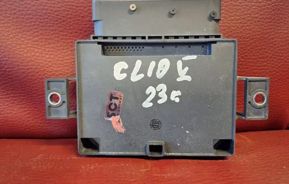 Renault Clio V Hand brake control module 285F23724R A010B575 02FZA50