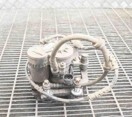 BMW X1 F48 F49 Rear brake caliper 6883021