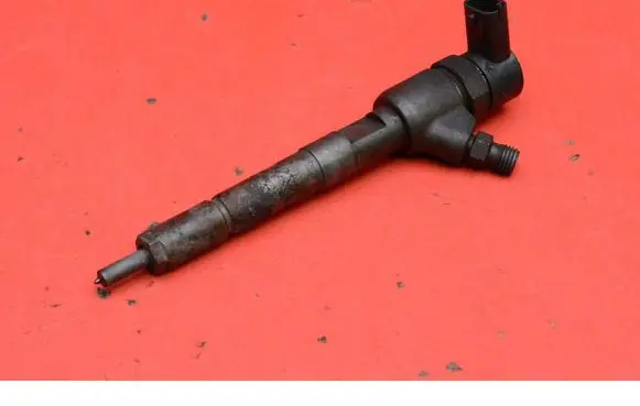 Fiat Panda 141 Fuel injector 0445110083