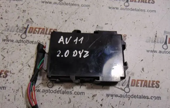 Toyota Avensis T270 Other control units/modules 8969005040