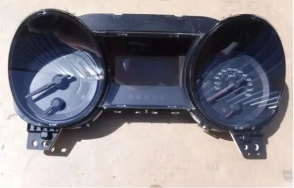 Ford Mustang VI Speedometer (instrument cluster) FR3310849AF