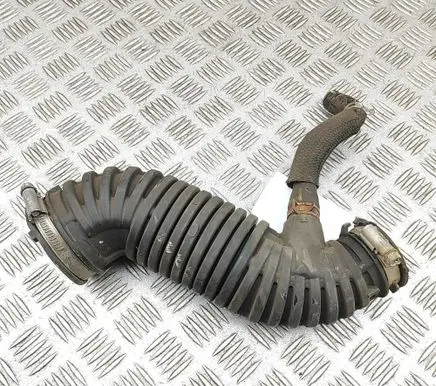 Hyundai Tucson TL Air intake duct part 28130D3100