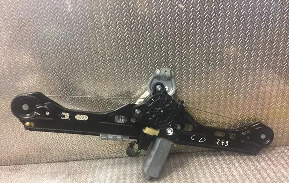 Mercedes-Benz C W203 Rear window lifting mechanism without motor A2038203042 2038203042