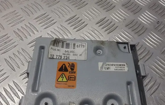 Opel Insignia A Voltage converter/converter module 12779234