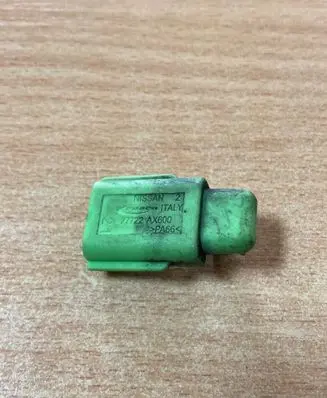 Nissan Note (E11) Outside/exterior temperature sensor 27722AX600