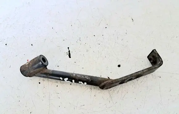 Volvo S60 Power steering pump mounting bracket 