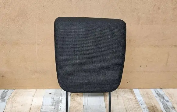 Toyota Corolla Verso AR10 Third row seat headrest 