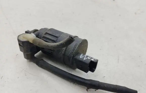 Renault Scenic I Windscreen/windshield washer pump 7700430702