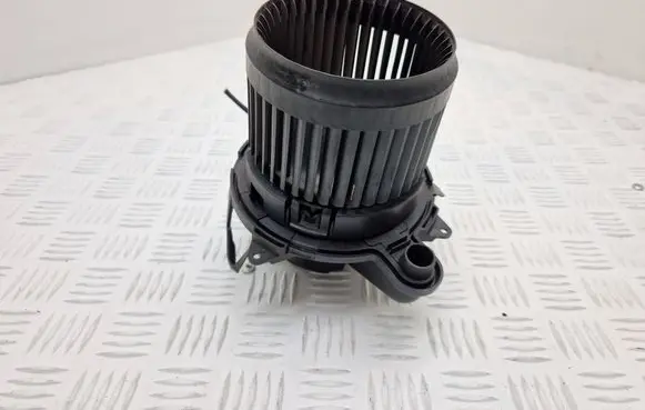 Renault Captur Heater fan/blower 5P3730000