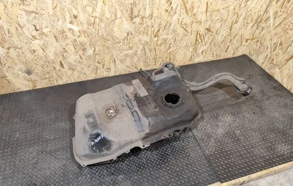Peugeot 4007 Fuel tank 