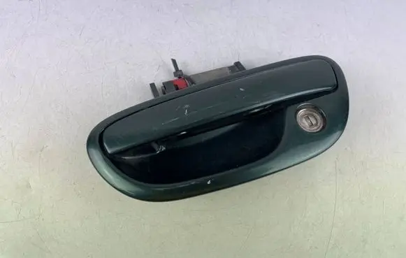 Subaru Legacy Front door exterior handle 