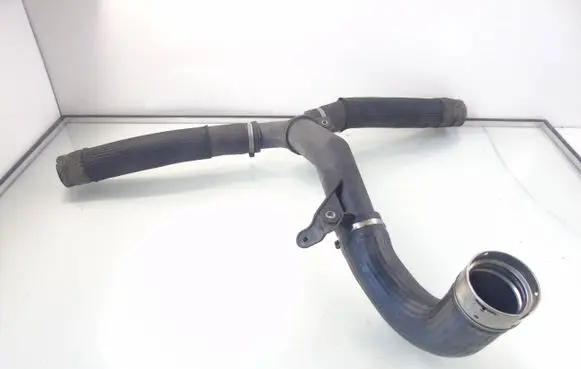 Maserati Ghibli Intercooler hose/pipe