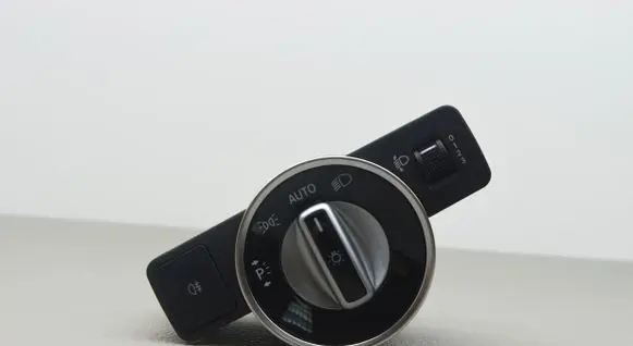 Mercedes-Benz A W176 Light switch A2129050651