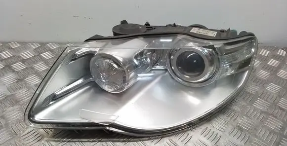 Volkswagen Touareg I Headlight/headlamp 7L6941031C 7L6941329B 5M0907391
