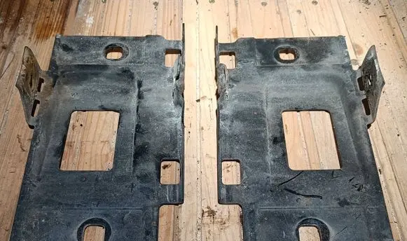 Volvo S70 V70 V70 XC Front bumper mounting bracket 9169273