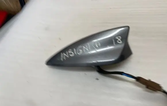 Opel Insignia B Aerial GPS antenna 39064585