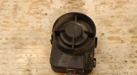 Volvo V50 Alarm system siren 8637354
