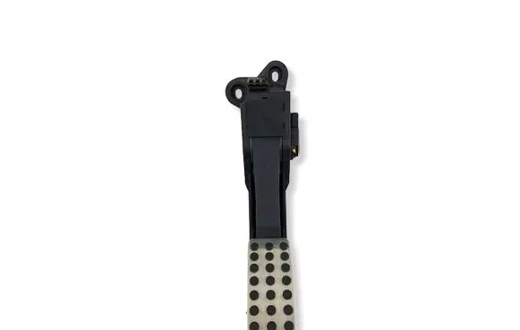 Mercedes-Benz ML W164 Accelerator throttle pedal A1643000104