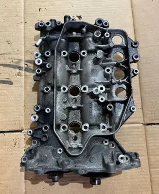 Infiniti FX Engine head 8200872001