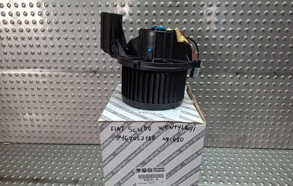 Fiat Scudo Heater fan/blower S26340480 9467057180