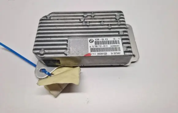 BMW 5 F10 F11 Air suspension control unit module (rear) 6799712 2840304819300 000784681