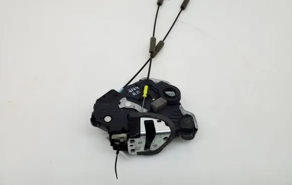 Lexus IS III XE30 Front door lock 6903053080