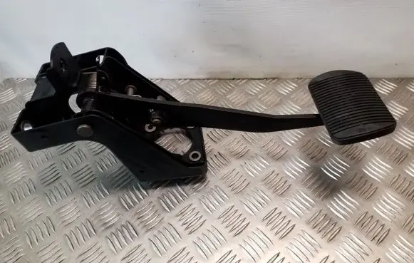 Jaguar XF X250 Brake pedal 8X232450BC