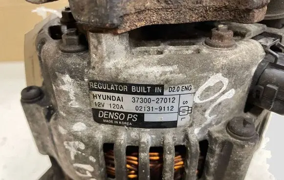 Hyundai Tucson JM Generator/alternator 3730027012 021319112