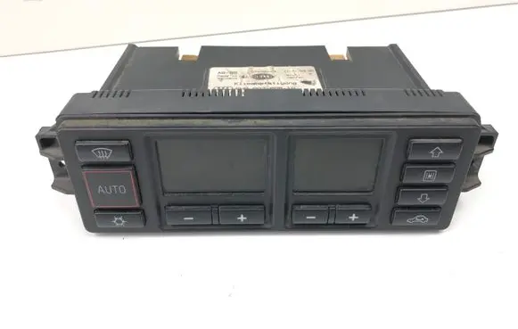 Audi A4 S4 B5 8D Climate control unit 8L0820043M 5HB00760810