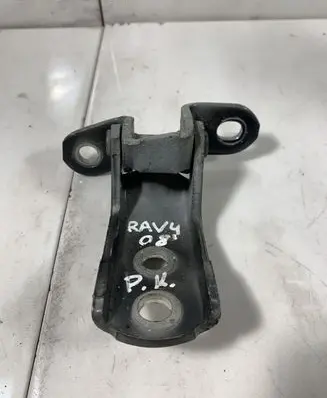 Toyota RAV 4 (XA30) Front door upper hinge